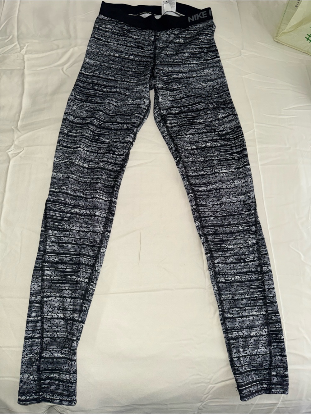 Nike womebsBlack and Gray Space-Dye Leggings